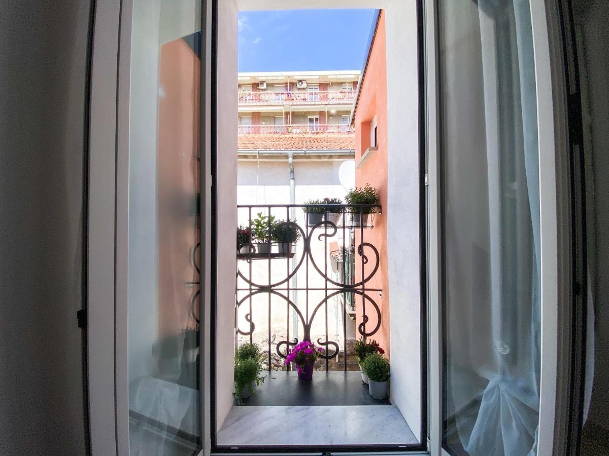 La Casetta - Appartamento Centro Storico Albenga Exterior foto
